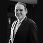 Recuperação judicial: O que acontece com os contratos em andamento? Confira com Rodrigo Gonçalves Pimentel e saiba como a lei trata essas relações. Texto de Rodrigo Gonçalves Pimentel.